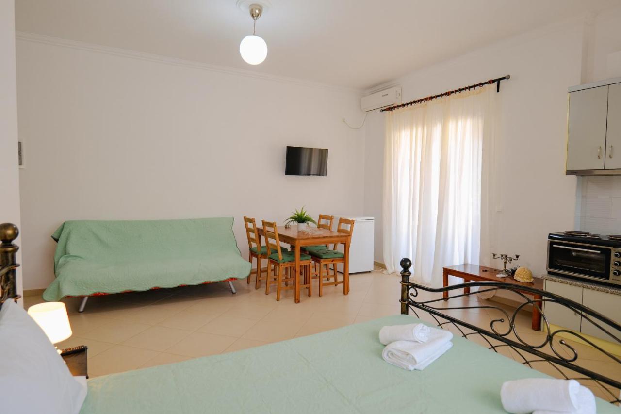Malasi Apartments Ksamil Esterno foto