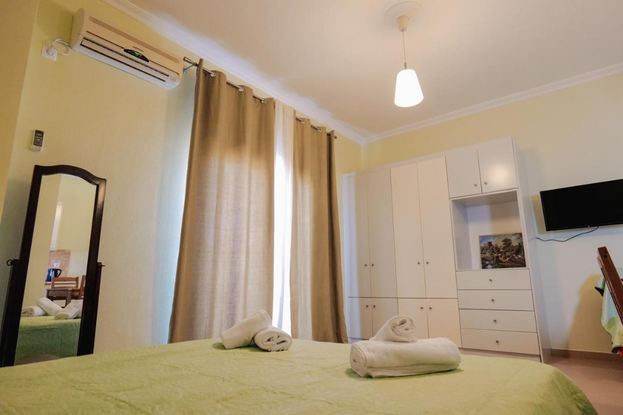 Malasi Apartments Ksamil Esterno foto